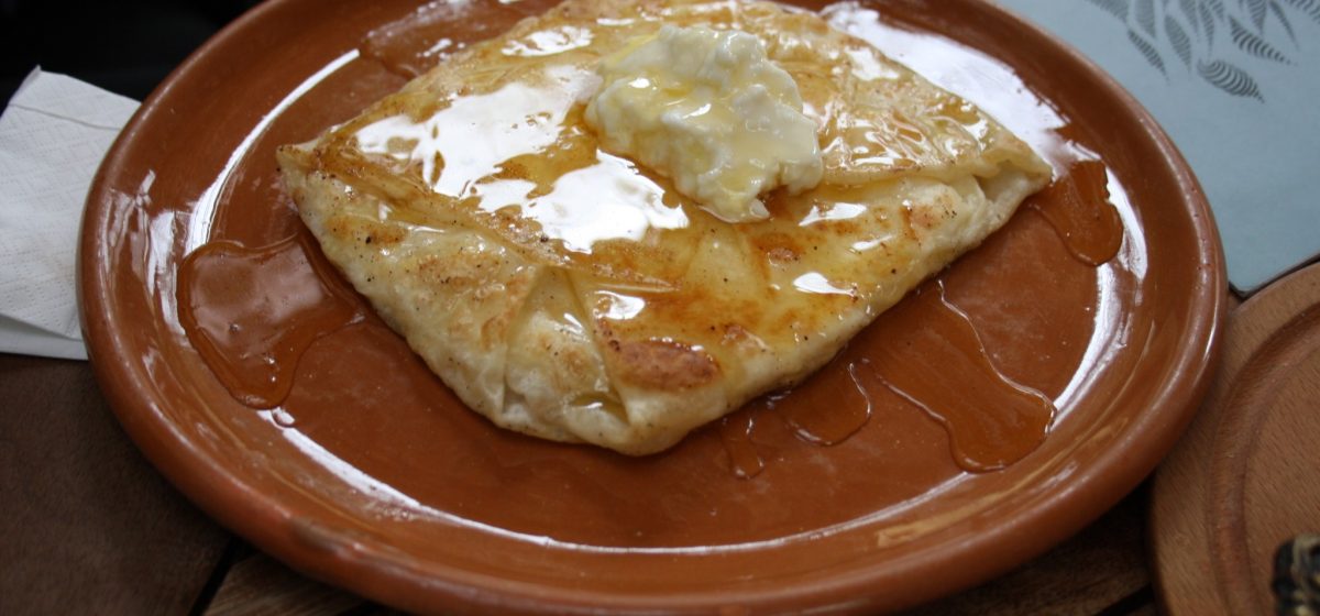 bal-kaymaklı-lorlu-gözleme-kahve6-cihangir