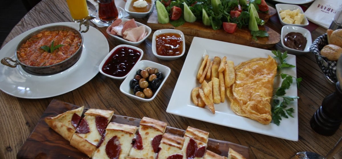 bistro cabana-serpme kahvaltı-bugünneyesem