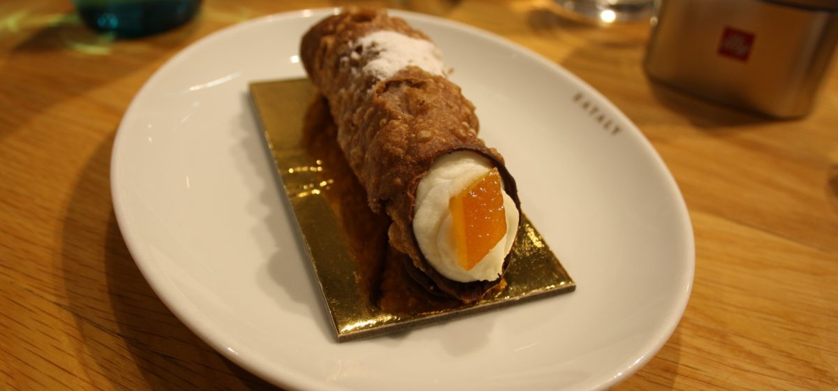 cannoli-eataly-italyantatlisi